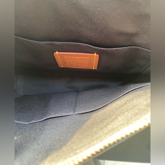 SOLD NWT Coach Bella Small Pebbled Leather Tote Bag in Black - Picture 4 of 5